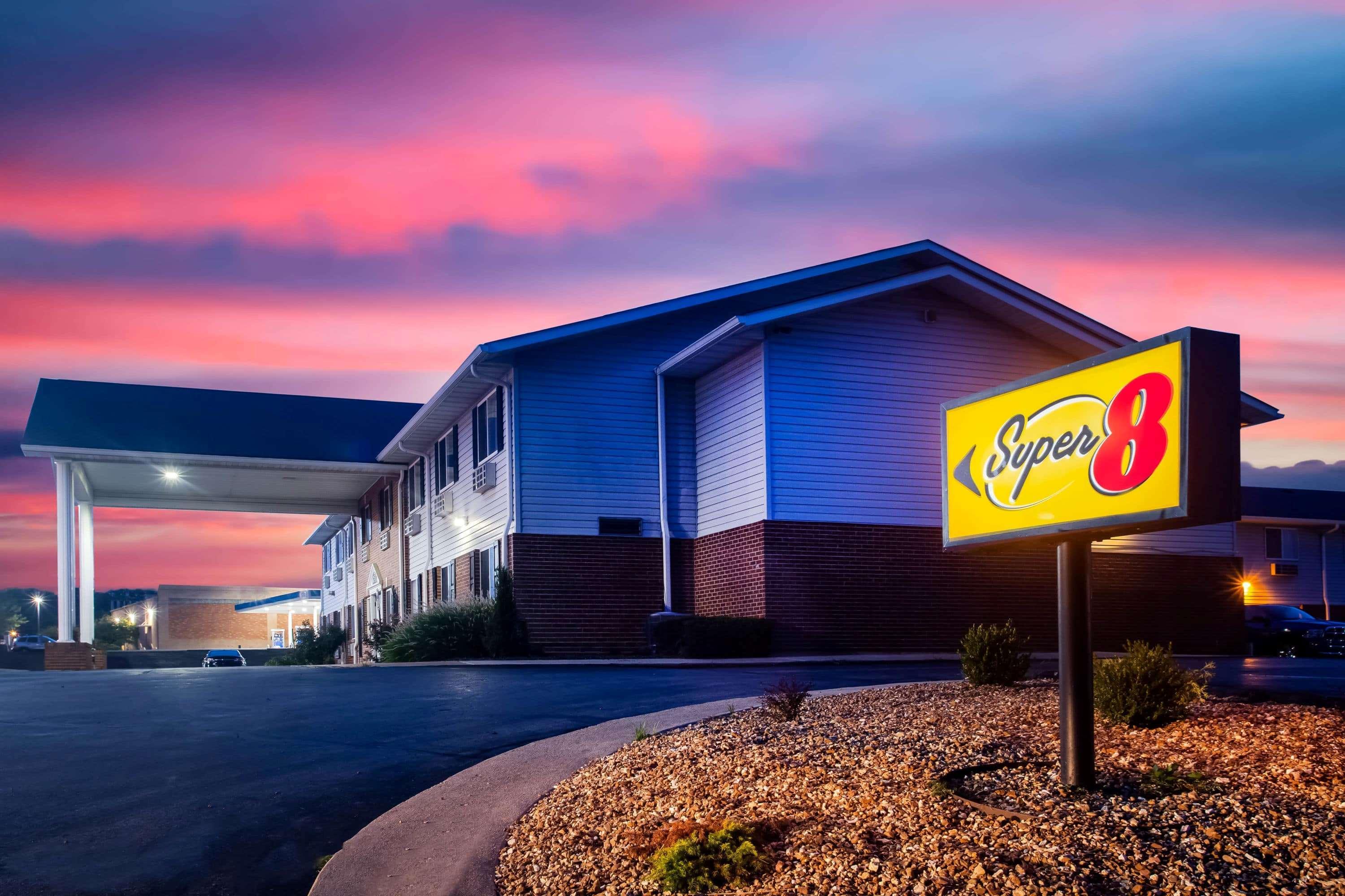 Super 8 By Wyndham Washington Hotel Eksteriør billede